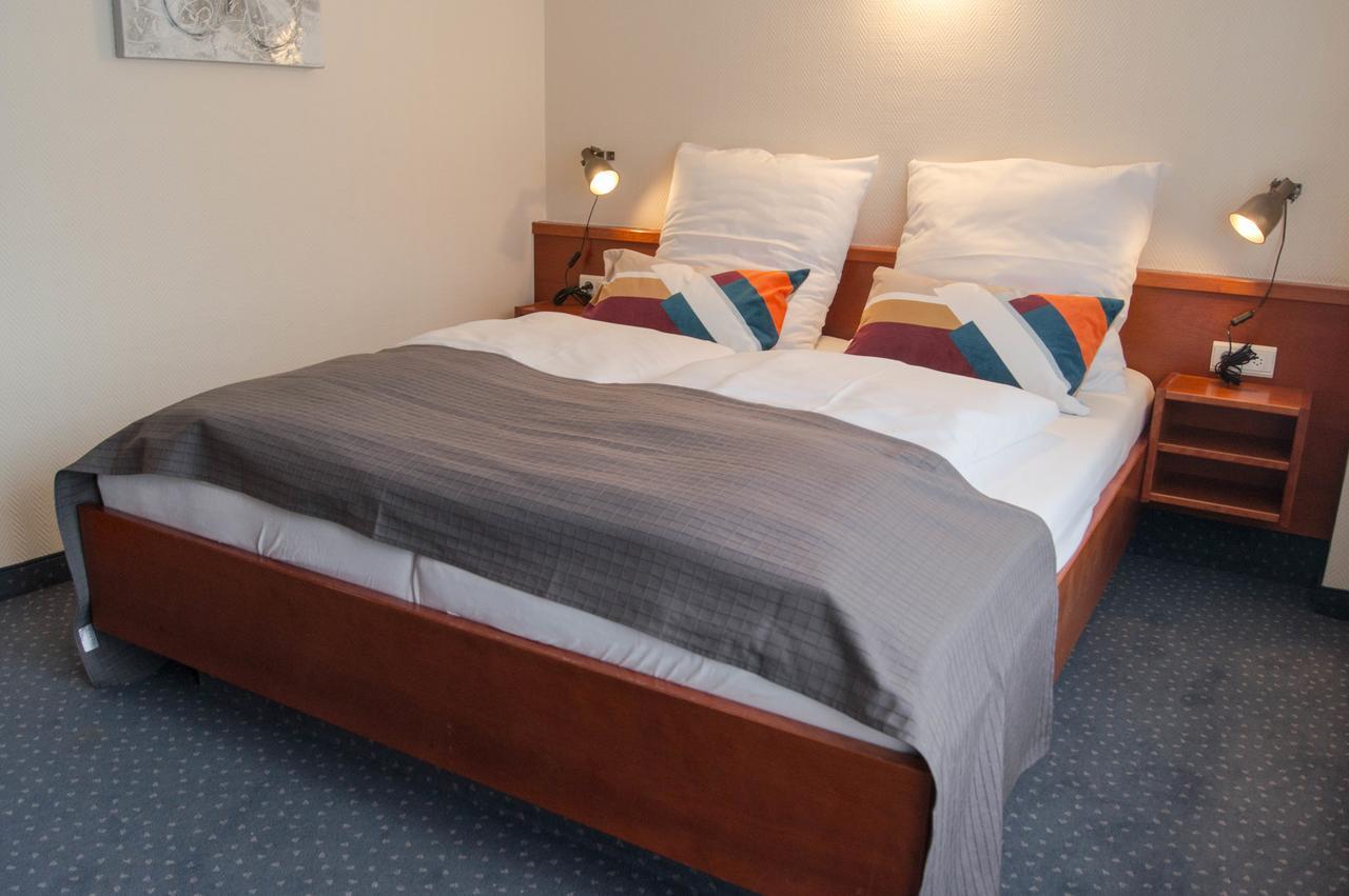 Haus Marquet Hotel St. Vith Bagian luar foto
