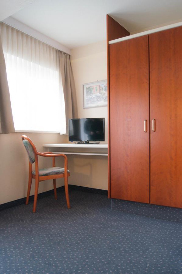Haus Marquet Hotel St. Vith Bagian luar foto